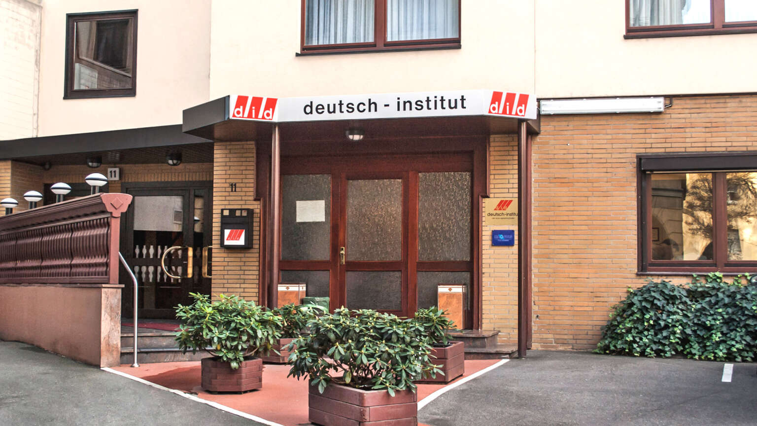 german language schools frankfurt